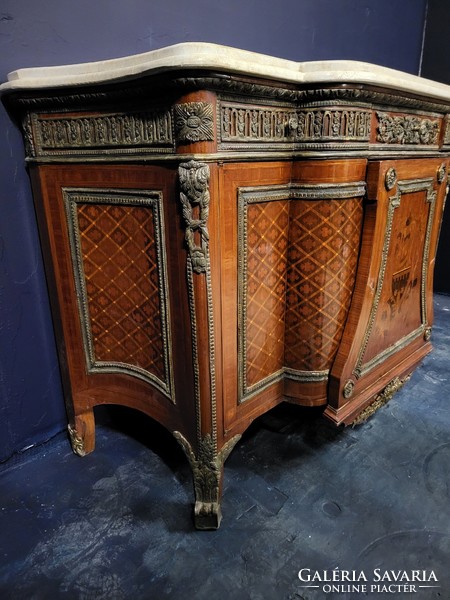 xvi. Louis-style large chest of drawers with a serving marble top