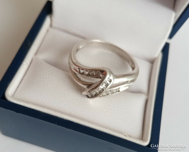 Nagyon szép köves ezüst gyűrű