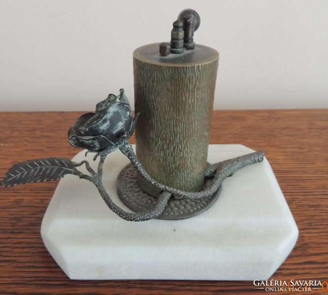 Retro table lighter on a marble base