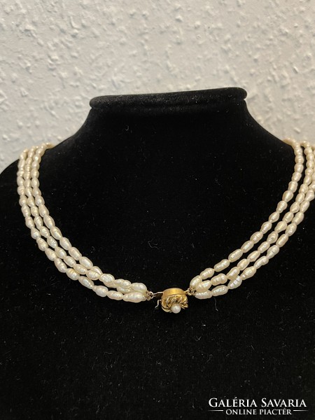 Eredeti klasszikus arannyal futtatott háromsoros gyöngy nyaklánc a '70-es évekből