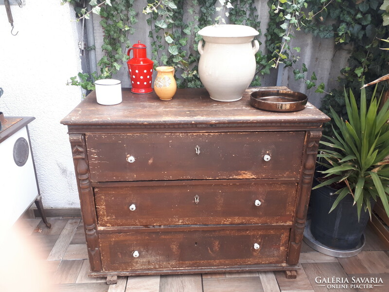 Large three-drawer antique chest of drawers with porcelain handles