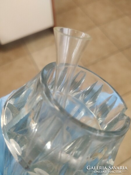 Üveg váza eladó!  Különleges üveg, a vázában egy külön üveg 1 szál virágnak!