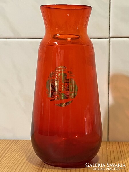 Bohemia piros jelenetes üveg váza