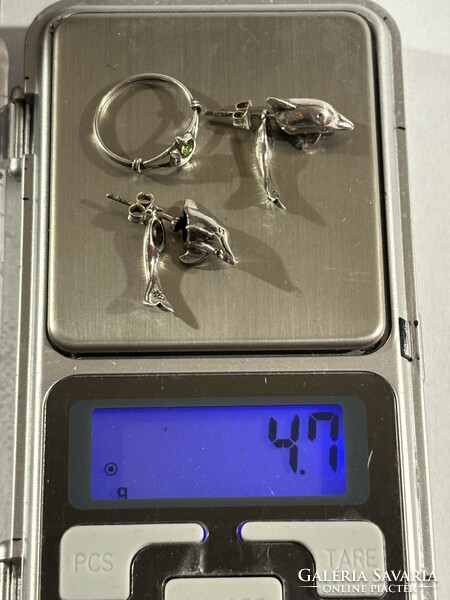 Silver 925 dolphin earrings and 45-year-old ring! All parts are silver! The earrings are 4 grams, the ring is 0.7