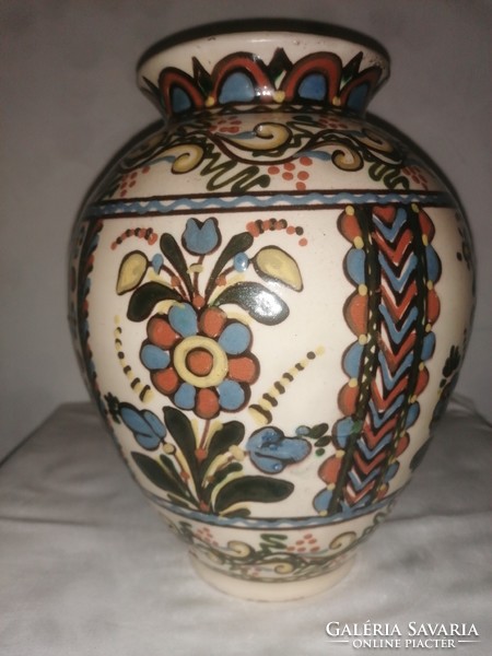 Ceramic vase by Imre Baán of Hódmezővásárhely