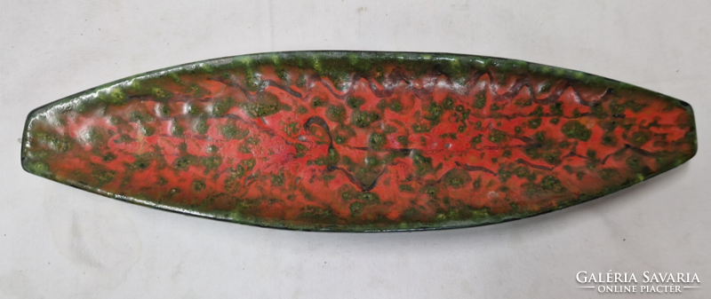 Retro industrial art boat-shaped ceramic offering or wall decoration in perfect condition
