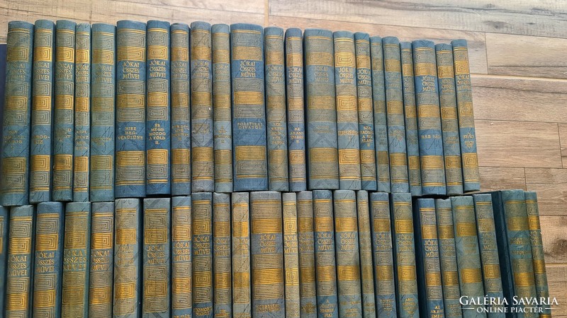 All 72 volumes of Jókai Mór