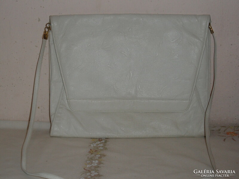 Emanuela yeni white leather shoulder bag