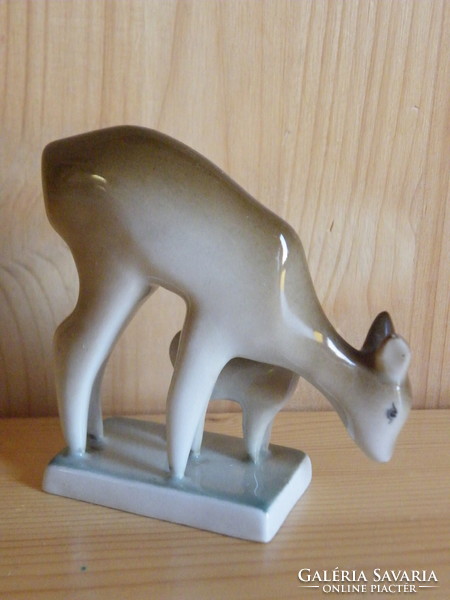 Zsolnay porcelain deer with a small kid