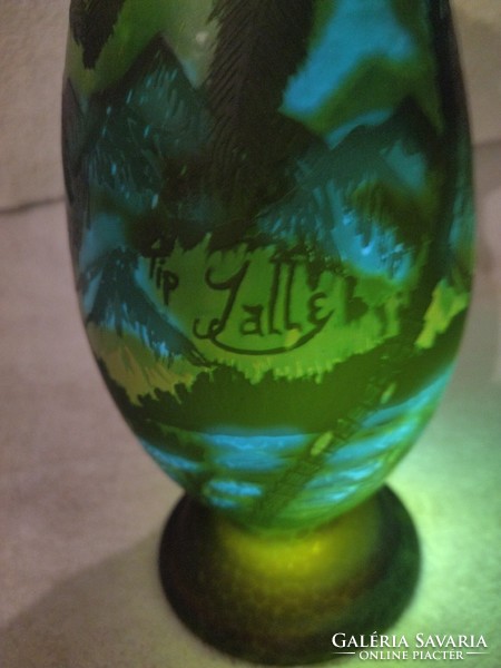Beautiful colorful vase with a palm tree pattern, 33 cm high