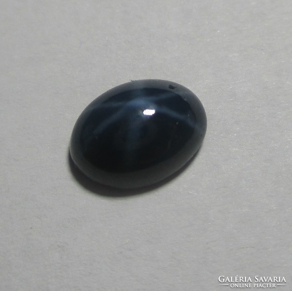 Star sapphire, dark blue 1.9 ct