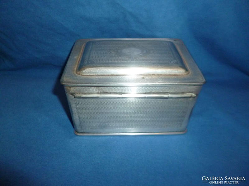 Antique decorative silver-plated jewelry box with key