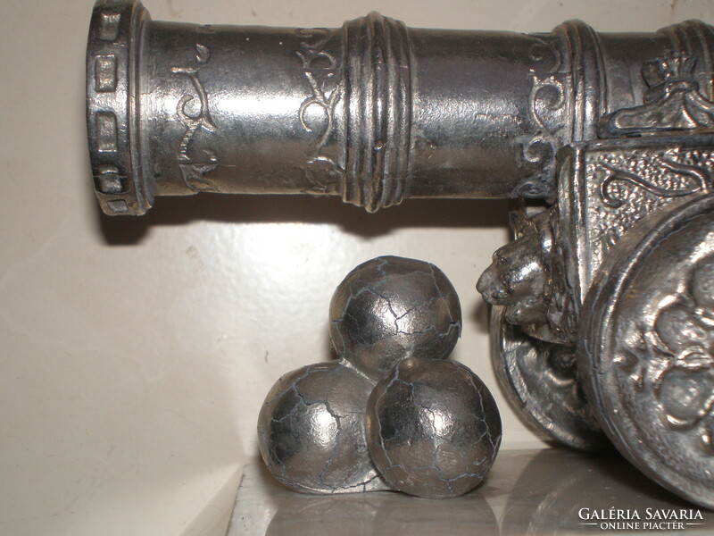 A rarity! Russian tsarist cannon, metal statue, from the 1950s and 60s, model. A rarity.