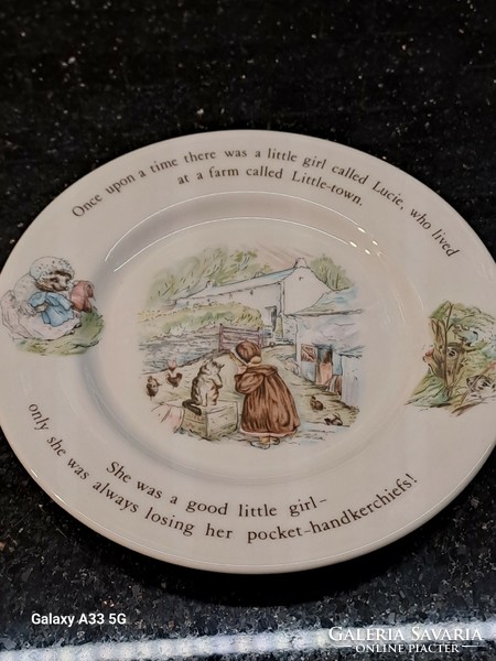 Wedgwood angol gyermek porcelán lapos tányér 17.5 cm Beatrix Potter karakteréről