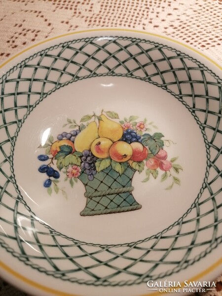 Villeroy and Boch basket compote, dessert and pickle bowls