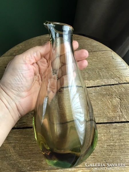 Régi cseh kézműves barna-zöld uránium üveg váza