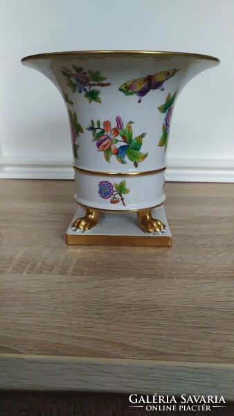Herendi porcelán váza, viktória mintás dekorral