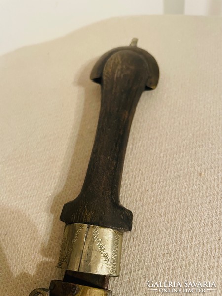 Arab dagger