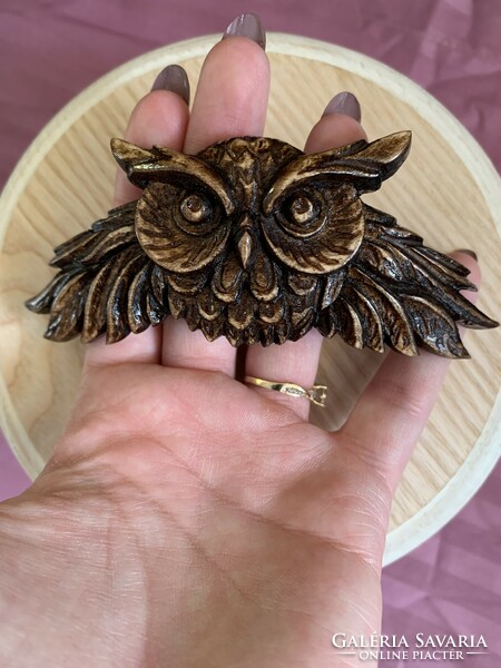 Hair clip carved from wood