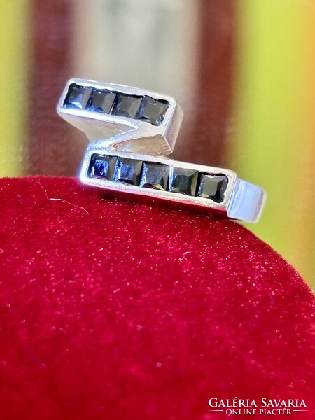 Art-deco Stílusú ezüst gyűrű, Onix kövekkel ékesítve