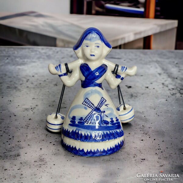 Retro, vintage Dutch porcelain water barrel statue