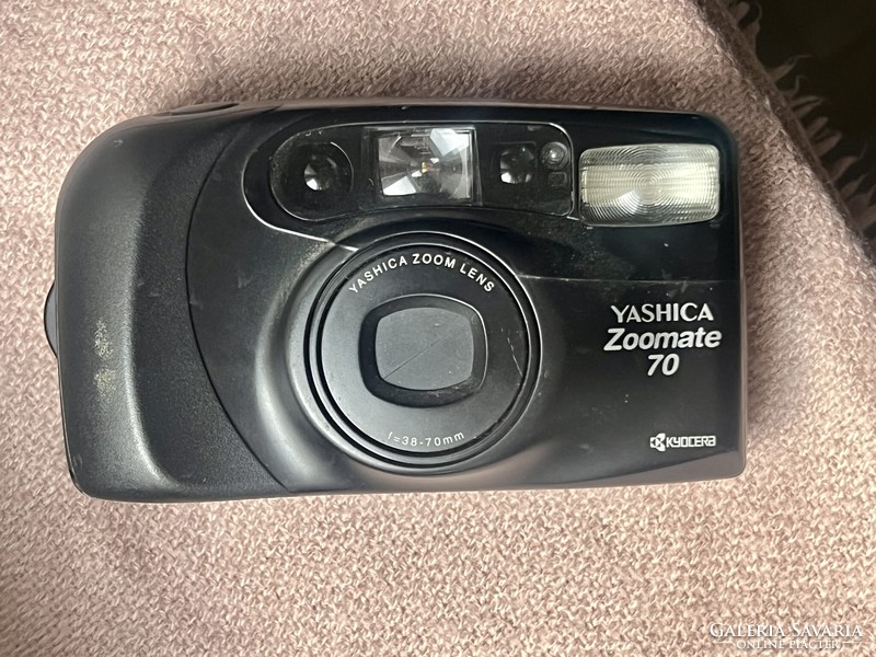 Yashica Zoomate automata analóg fényképezőgép