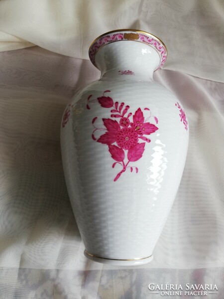 Herend porcelain vase with Appony pattern (purple), 23.5 cm high