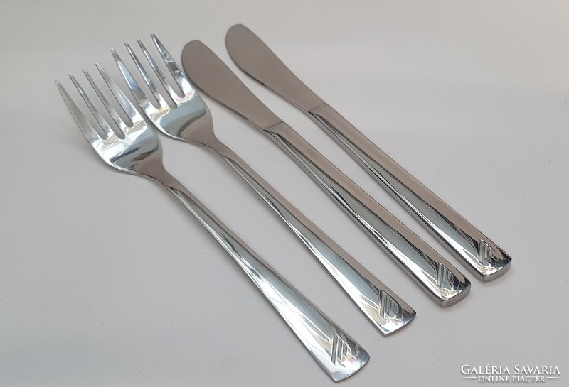 Malév first class knife + fork set of 4.