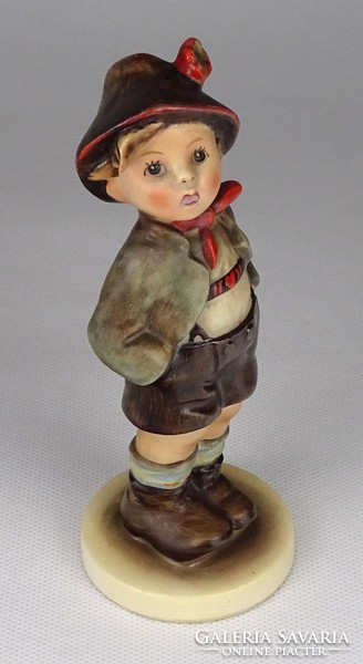 1Q322 Régi kalapos fiú Hummel porcelán figura 13 cm
