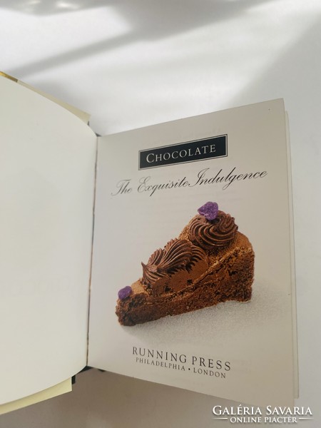 Chocolate csokoládé Csodaszép illusztrált kiskönyv angol nyelvű