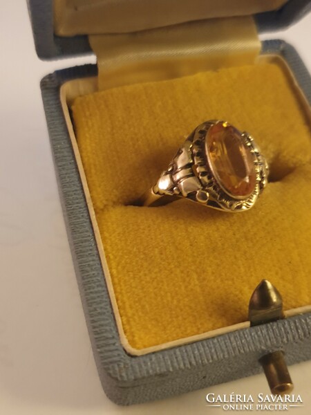 14K old gold ring with a yellow polished sapphire stone