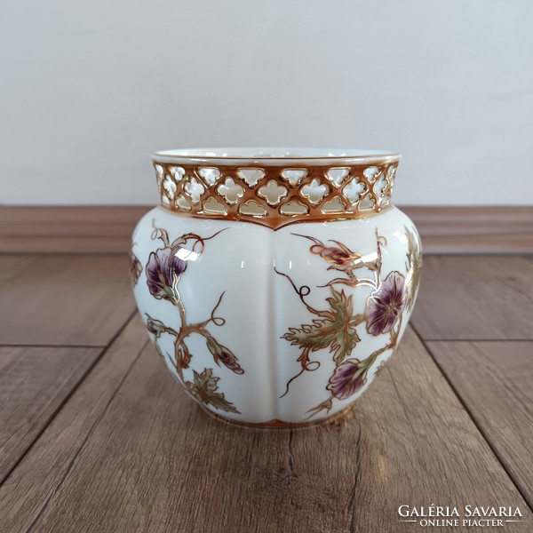 Zsolnay dawn patterned pot