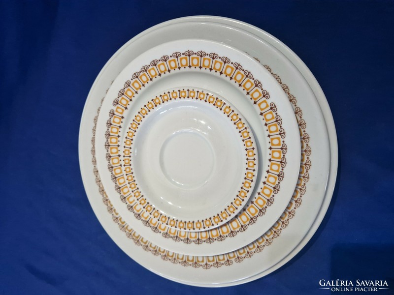 Retro lowland porcelain terracotta pattern saucer small plate large plate