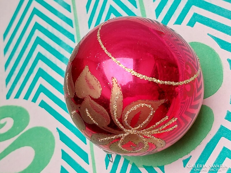 Retro glass Christmas tree decoration red sphere glass decoration
