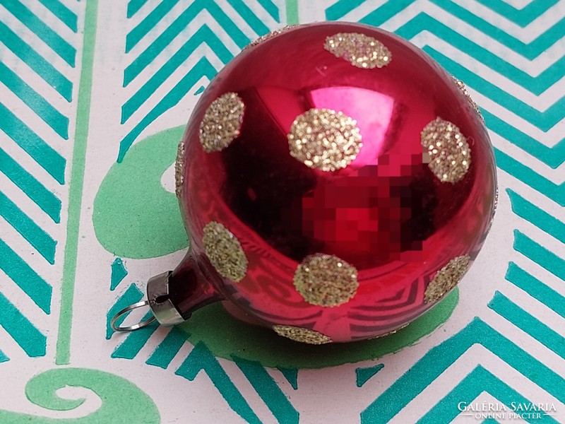 Retro üveg karácsonyfadísz piros pöttyös gömb üvegdísz