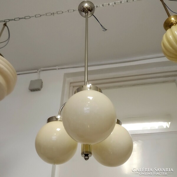 Art deco - bauhaus 3-arm, nickel-plated chandelier renovated - cream-colored spherical shades - lampart