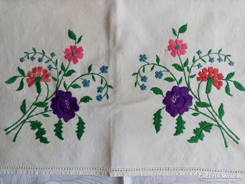 Embroidered, hand-woven cotton and linen towel