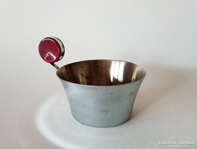Art-deco/bauhaus csésze kerek bakelit füllel 1950-es évek