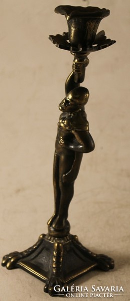 Bronz figurális gyertyatartó  - férfi figura