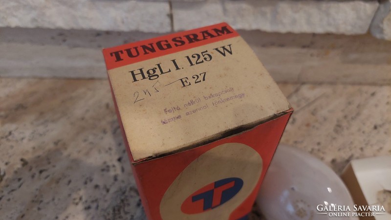 Tungsram hgl i. With 125W e27 bulb box