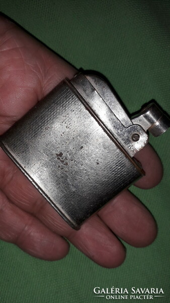 1950s-60s Hungarian Mofém metal cased lighter according to the pictures