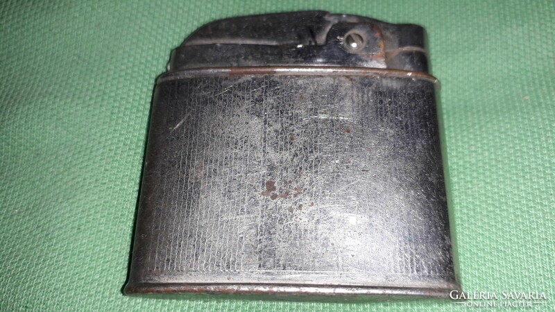 1950s-60s Hungarian Mofém metal cased lighter according to the pictures