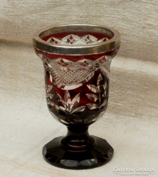 Multi-layer polished goblet with silver rim
