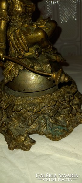Oriental, Hindu or Buddhist bronze statue, table bell