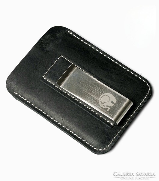 Stylish and elegant wallet with money clip.