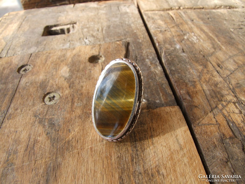 Silver ring with tiger eye (240209)