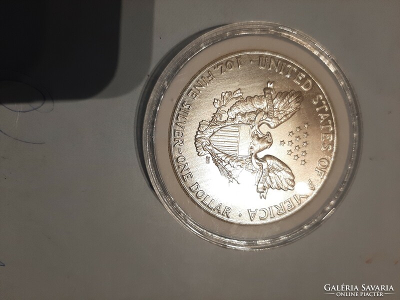 USA ezüst egy dolláros kapszulában