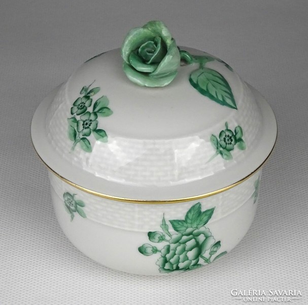 1Q337 old Herend porcelain bonbonier with green flowers