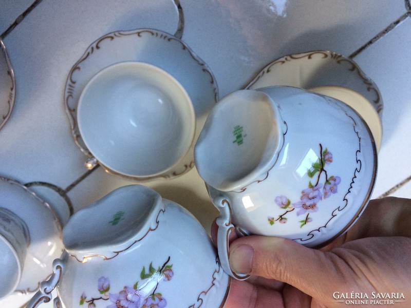 Set of 6 Zsolnay flower patterned porcelain tea cups and coasters with Gundel inscription