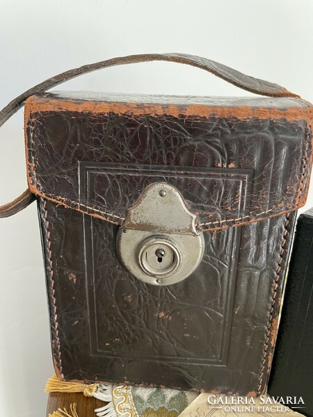 Zeiss ikon box-tengor 54/2 with leather case, original instructions!